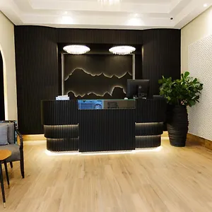 Ennesma Casablanca